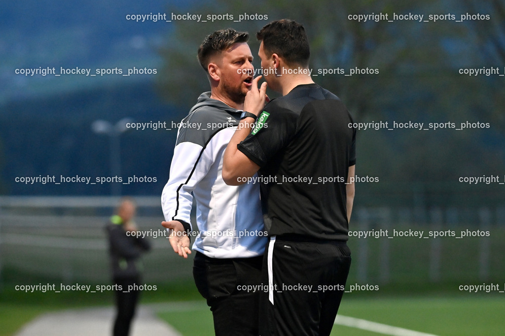 SV Spittal vs. VST Völkermarkt 5.4.2024 | Headcoach SV Spittal Philipp Dabringer, Hrvacic Nedim Referee, SV Spittal vs. VST Völkermarkt 5.4.2024, SV Spittal vs. VST Völkermarkt am 05.04.2024 in Spittal an der Drau (Goldeck Stadion), Austria, (Photo by Bernd Stefan)