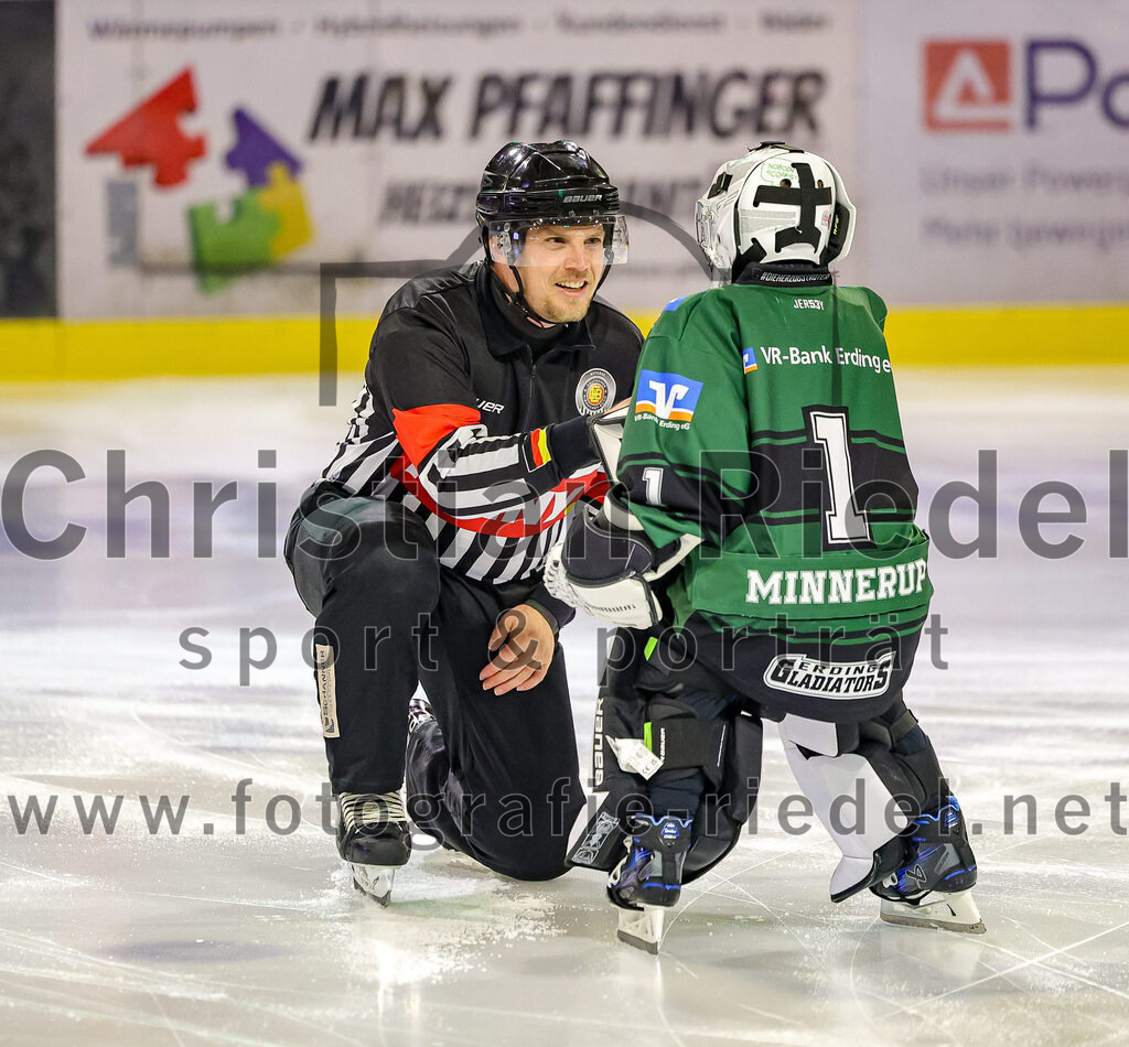 2025-10-24_023_TSV_Erding_gegen_Deggendorfer_SC | Erding, Deutschland, 24.10.2025:Eishockey, Oberliga Süd 2025 / 2026, 11. Spieltag, TSV Erding gegen Deggendorfer SC, Endergebnis: 2:4Foto: Christian Riedel / fotografie-riedel.net