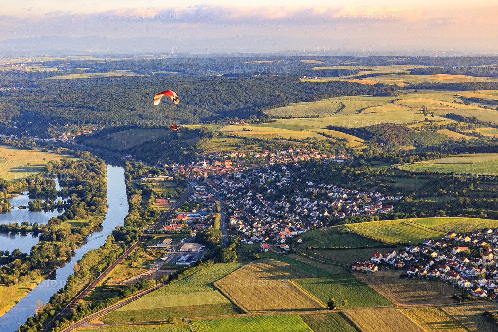 Luftbild: Ortsansicht von Südosten in Schonungen im Bundesland Bayern in Deutschland. Foto: IMG_127035.jpg vom 13.06.2021 durch Werner Riehm/FLY-FOTO.de