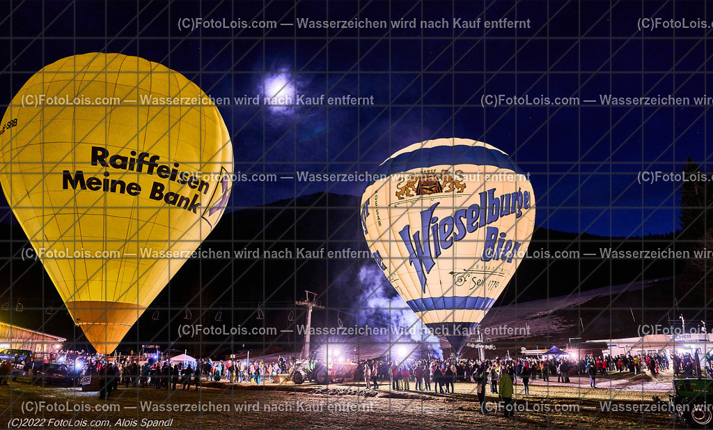 ALP0311_Nacht der Ballone_Lackenhof | (C)FotoLois.com, Alois Spandl, 'Nacht der Ballone' des Ballonclub ÖTSCHERLAND in Lackenhof/Weitental, gemeinsame Veranstaltung mit Tourismusverband ÖTSCHER, Mi 28. Dezember 2022.