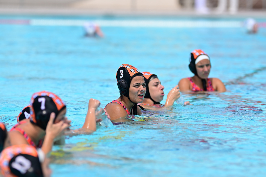 Wasserball I Frauen I Saison 2024-2025 I Nordic League I Spiel im Platz 3 I Järfälla - Sori Pool Beach | Der Sportfotograf. - Realisiert mit Pictrs.com