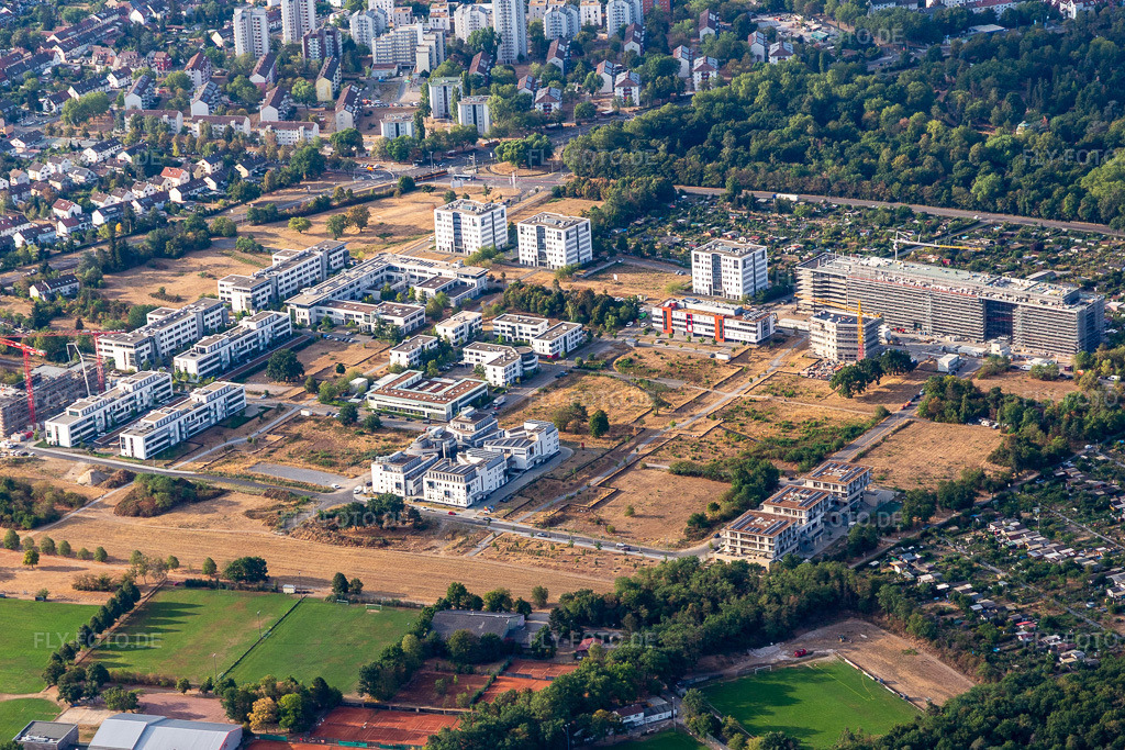 Luftbild: Technologiepark Karlsruhe im Ortsteil Rintheim in Karlsruhe im Bundesland Baden-Württemberg in Deutschland. Foto: IMG_134177.jpg vom 26.08.2022 durch Werner Riehm/FLY-FOTO.deTPK