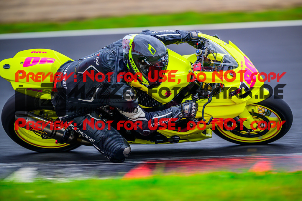 MaZZes_Fotomatrix_20250912_6007705_1283 | ROT