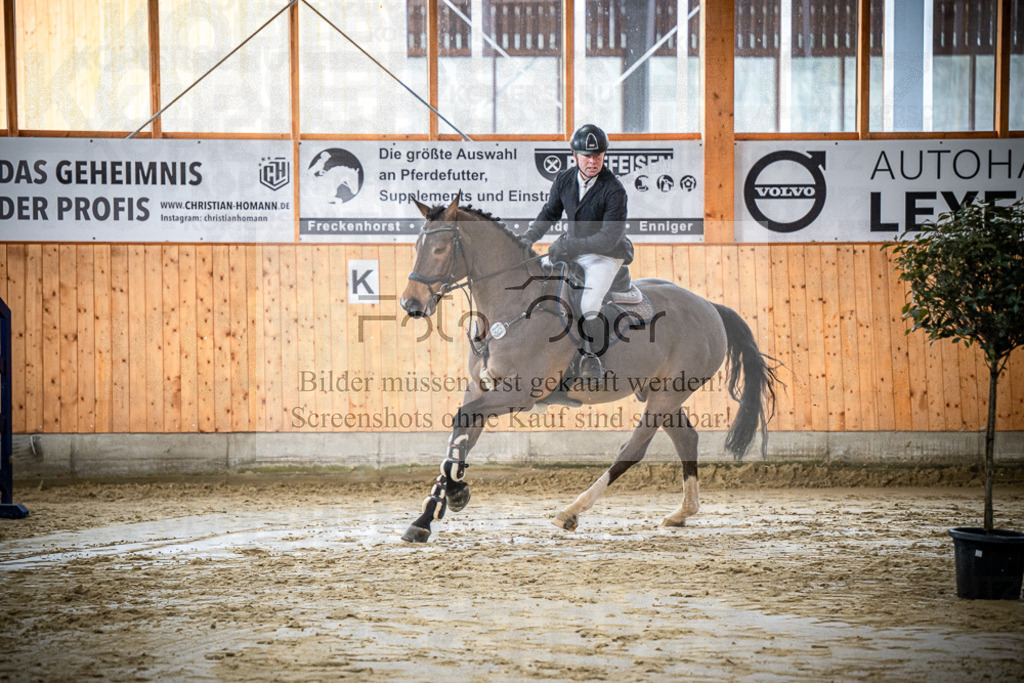 DOS_0382 | Entdecke hochwertige Reitturnierfotos von Foto Oger. Professionell, emotional und authentisch – jetzt Lieblingsmomente im Shop bestellen.Deutschlandweite Turnierfotografie. - Realisiert mit Pictrs.com