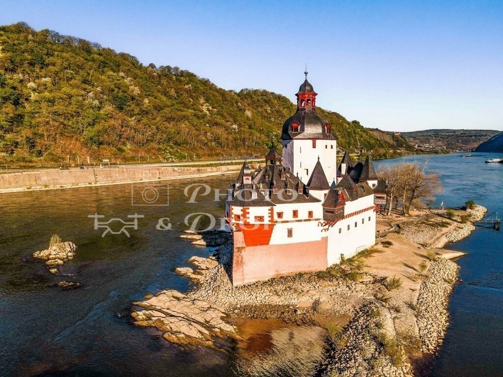 Pfalzgrafenstein--3 | Die ehemalige Zollburg Pfalzgrafenstein ist das wohl bekannteste Wahrzeichen der Region Oberer Mittelrhein - Realisiert mit Pictrs.com