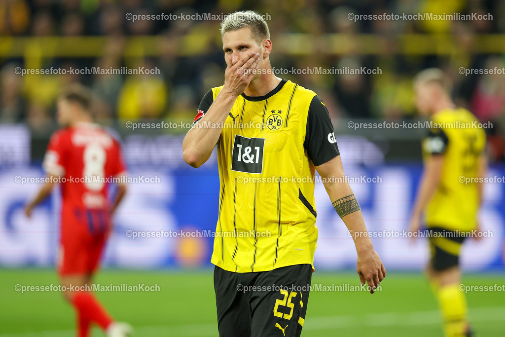 BVB13092401053 | 13.09.2024, 1. Fußball Bundesliga, Borussia Dortmund - 1. FC Heidenheim 1846, Signal Iduna Park, Saison 2024 2025: Niklas Süle (BVB #25)DFB regulations prohibit any use of photographs as image sequences and or quasi-video.