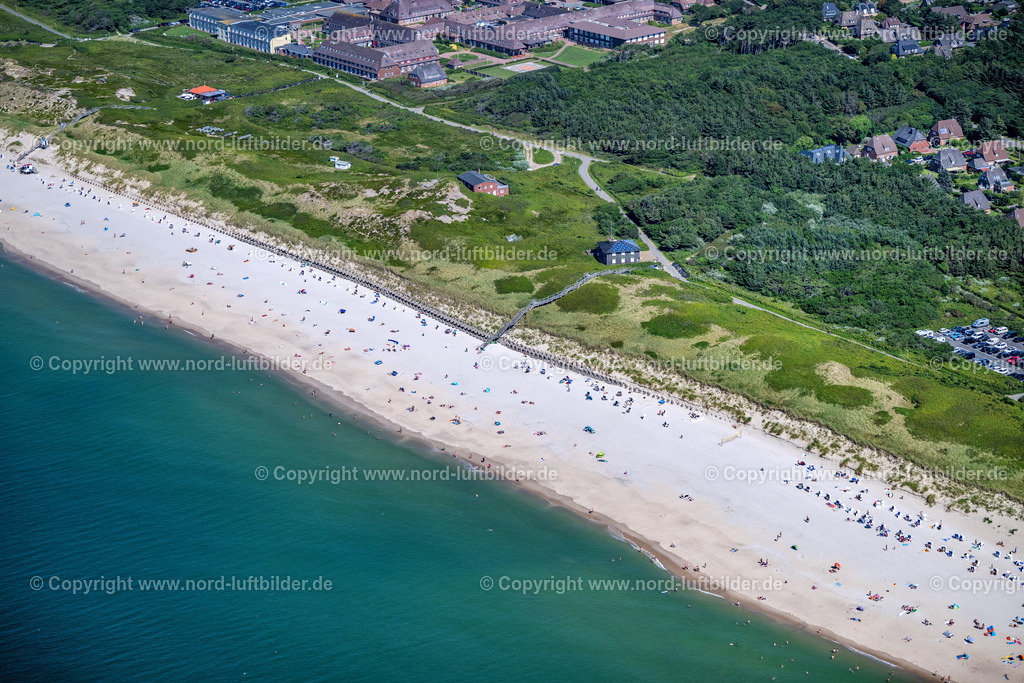 Sylt_Westerland_Umweltbundesamt_Messstation_ELS_6282130825 | SYLT 13.08.2025 Verwaltungsgebäude der staatlichen Behörde " Umweltbundesamt Messstation " an der Straße Lornsenweg, Dünensteg in Sylt Nordsee - Insel im Bundesland Schleswig-Holstein, Deutschland. // Administrative building of the State Authority " Umweltbundesamt Messstation " on street Lornsenweg, Duenensteg in Sylt North Sea Island in the state Schleswig-Holstein, Germany. Foto: Martin Elsen