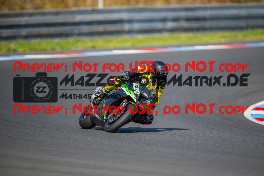 MaZZes-Fotomatrix-20260805-518363 | OPEN