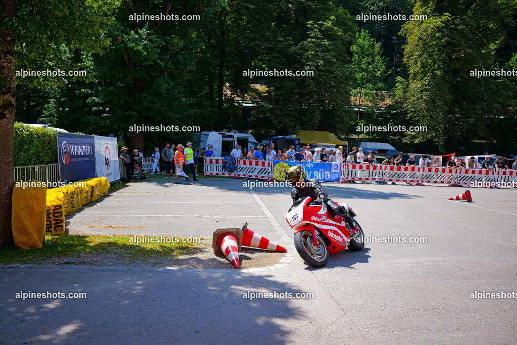 P1036918-2 | Erleben Sie atemberaubende, hochqualitative Fotos Ihrer Fahrt entlang der malerischen Alpenstraßen. Besuchen Sie alpineshots.com, um professionelle Aufnahmen Ihrer unvergesslichen Reise zu finden und zu kaufen - Realisiert mit Pictrs.com