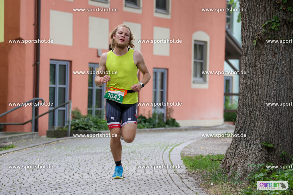 KSZ_3982 | Stadttriathlon Erding 2025. #yourpictrs #sportshot_your_pictrs @Sportshotphotography #stadttriathlonerding Copyright: www.sportshot.de