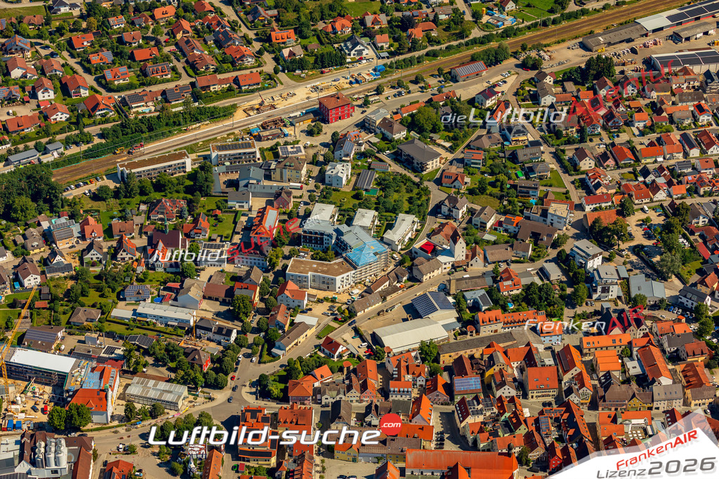 Luftaufnahme von  Abensberg - Die Luftaufnahme wurde 2025 vom UL-Flugzeug heraus erstellt ( keine Drohne ) - Hochauflösende Luftaufnahme - für professionelle Ausdrucke geeignet. Die Geschenkidee !Mit Lizenz und Bildrechte bestellbar