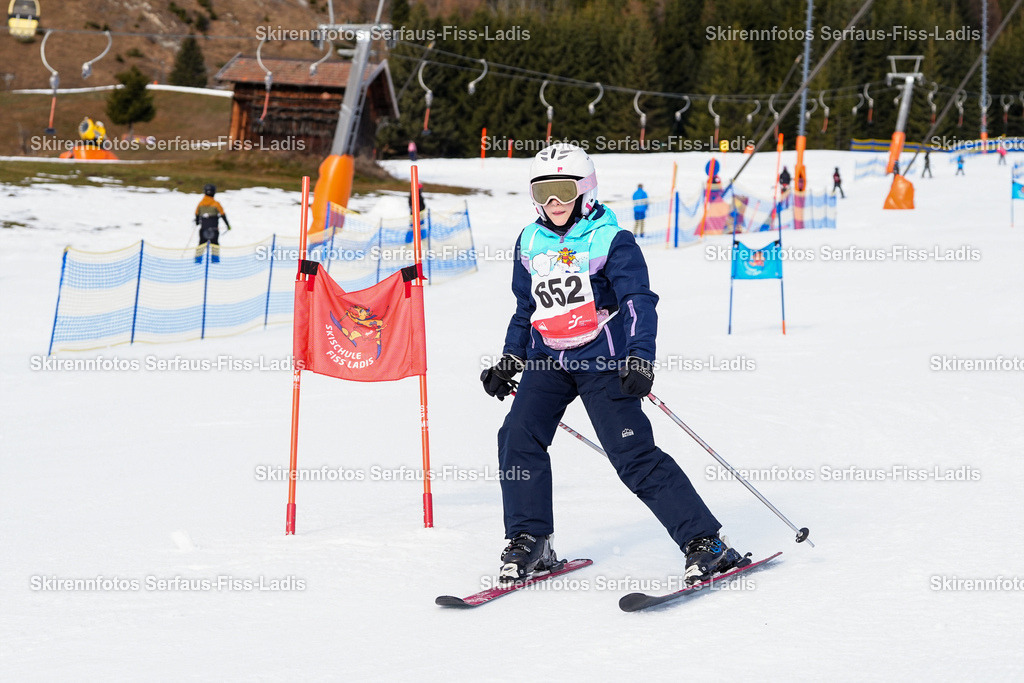 SRF_19.12.2025 0261 | SRF_19.12.2025 0261 - Realisiert mit Pictrs.com