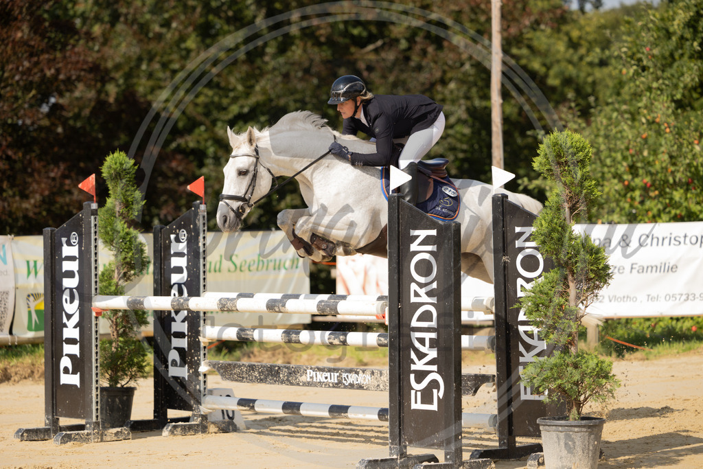 994A8349 | sabrinanicolaifotografie - Realisiert mit Pictrs.com