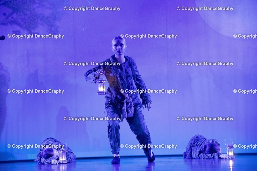 GPHY2517 | DanceGraphy - Realisiert mit Pictrs.com