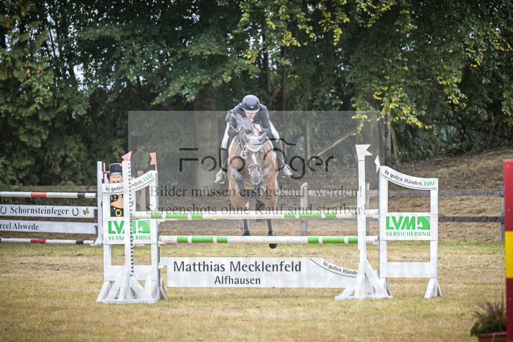 DOS_0666 | Entdecke hochwertige Reitturnierfotos von Foto Oger. Professionell, emotional und authentisch – jetzt Lieblingsmomente im Shop bestellen.Deutschlandweite Turnierfotografie. - Realisiert mit Pictrs.com