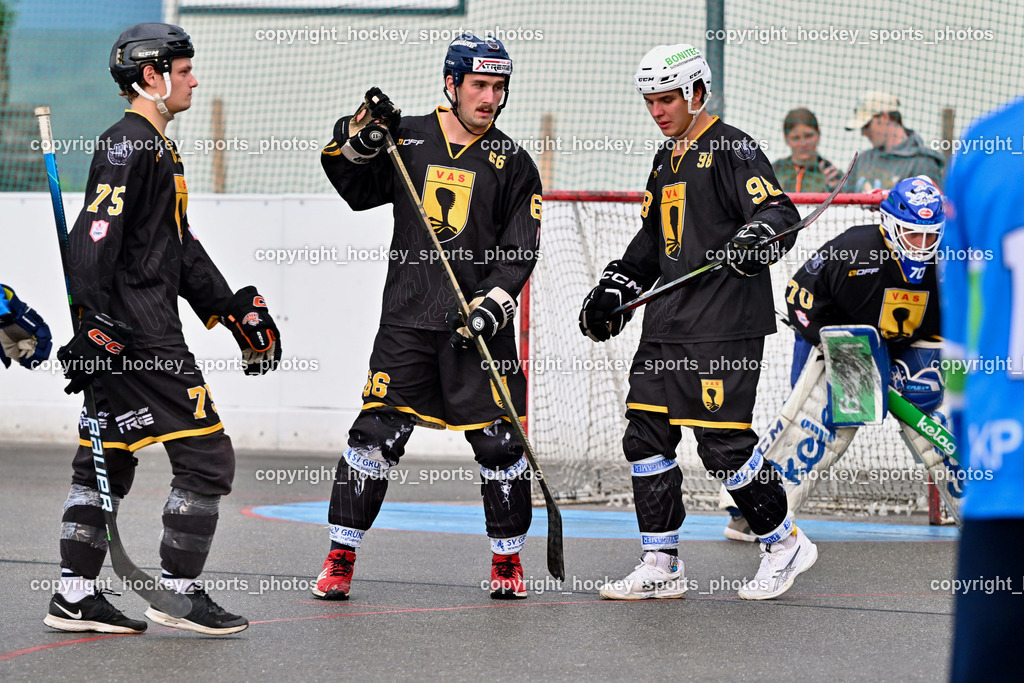 VAS Villach vs. ASKÖ Hockey Villach | #29 Wohlfahrt Benedikt VAS Villach, #66 Hintermann Daniel VAS Villach, #98 Smoliner Tobias VAS Villach, #70 Moser Lukas VAS Villach, VAS Villach vs. ASKÖ Hockey Villach, VAS Villach vs. ASKÖ Hockey Villach am 03.07.2025 in Villach (Alpen Arena ), Austria, (Photo by Bernd Stefan)