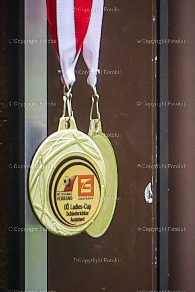 A-BINDER_20240601_0062 | St.Stefan,AUSTRIA,01.June.24 - SOCCER - Zaunergroup OOE Ladies Cuo, LASK vs FCPS. Image shows the trophy.Photo: Sportmediapics.com/ Manfred Binder