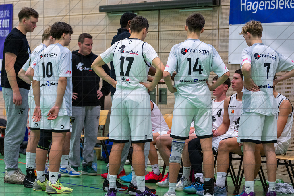 JBBL Vorrunde Gruppe 2 25/26 | Spieltag 06 | Charisma Young Bulls vs. Baskets Duisburg | 16.11.25: JBBL Vorrunde Gruppe 2 25/26 | Spieltag 06 | Charisma Young Bulls vs. Baskets Duisburg / Osnabrück / Deutschland  //   CREDIT:www.bullenfotos.de, Martin König, Hörner Weg 40, D-49078 Osnabrück, +4917663732967 // Nutzung und Weitergabe nur zu den vereinbarten Zwecken. Presseanfragen an Ersteller. Alle Rechte beim Ersteller. Honorierung nach MFM. - Realisiert mit Pictrs.com