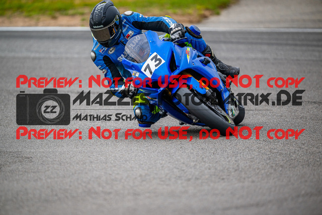 MaZZes_FotoMatrix_240702_6007705_6627 | WEISS