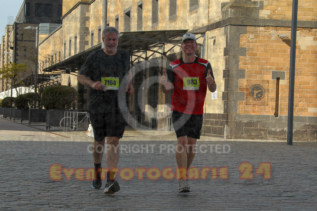 250920_1552_EV4_9614 | Sportfotografie im Rhein-Sieg Kreis, Köln, Bonn, NRW, Rheinland Pfalz, Hessen, etc. Unser Tätigkeitsfeld umfasst den Laufsport vom Volkslauf über den Marathon, Duathlon, Triathon bis zum Ultralauf wie Kölnpfad Ultra oder Schindertrail.