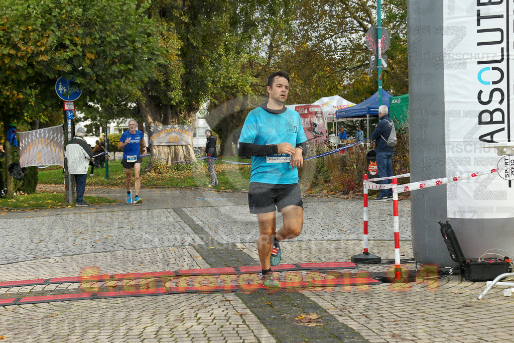 241020_1006_EX1_7728 | Sportfotografie im Rhein-Sieg Kreis, Köln, Bonn, NRW, Rheinland Pfalz, Hessen, etc. Unser Tätigkeitsfeld umfasst den Laufsport vom Volkslauf über den Marathon, Duathlon, Triathon bis zum Ultralauf wie Kölnpfad Ultra oder Schindertrail.