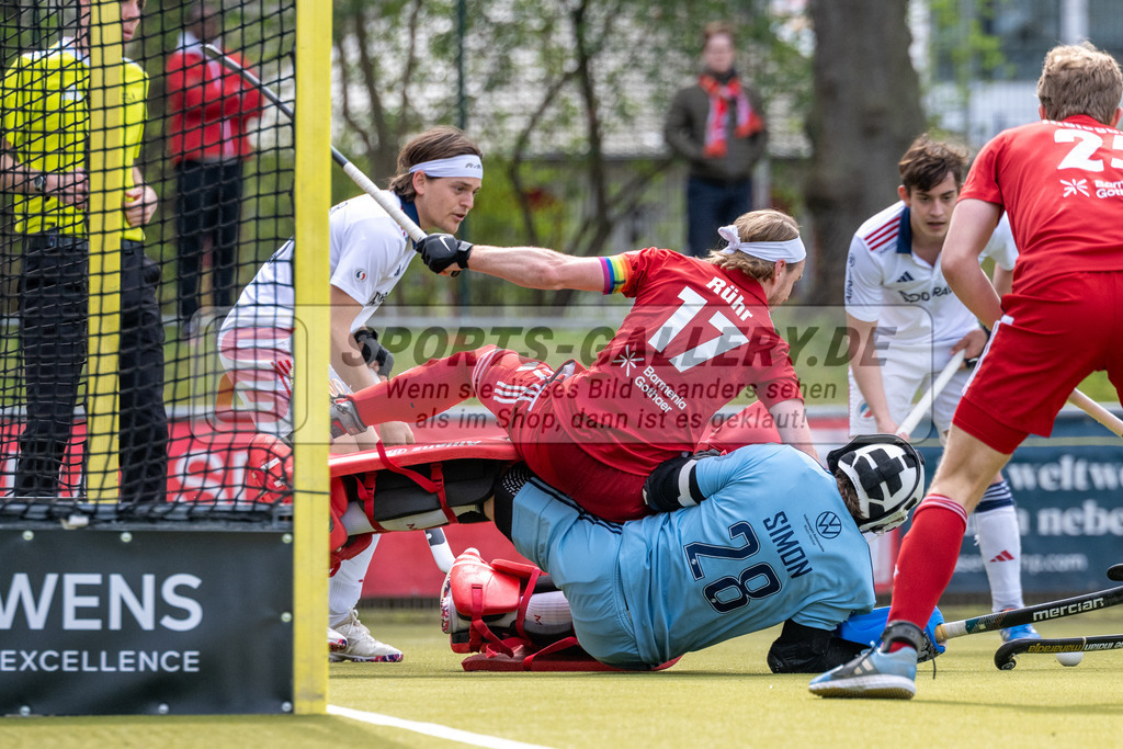 SFE_20260321_0067 | Köln, Deutschland, 21.03.26: Feldhockey 1. Bundesliga Herren zwischen Rot-Weiss Köln - Mannheimer HC im REWE Sportpark am 21.03.2026 in Köln, Deutschland. (Foto von Stephan Fehrmann)Köln, Germany, 21.03.26: Feldhockey 1. Bundesliga Herren between Rot-Weiss Köln - Mannheimer HC in REWE Sportpark at 21.03.2026 in Köln, Deutschland. (Foto from Stephan Fehrmann)