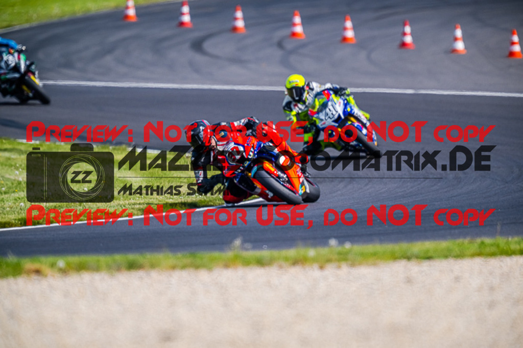 MaZZes_FotoMatrix_220508_95948 | Fotograf Mathias Schmid
Sportfotograf,
Eventfotograf,
Hochzeitsfotograf,
Portraitfotograf