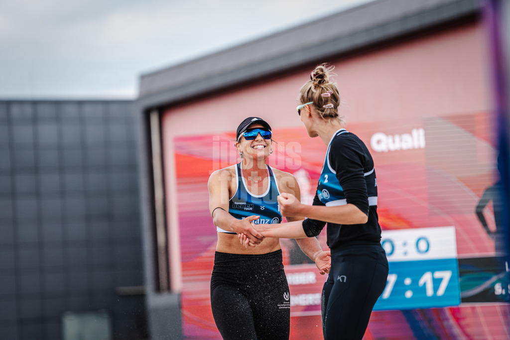 Beachvolleyball | Frauen | German Beach Tour 2024 | Tourstop Bremen | 06.06.2024 | v.l. Leonie Klinke und Sarah Schneider