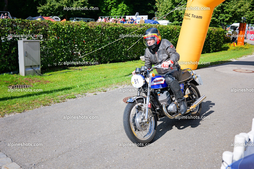 P1025869 | Erleben Sie atemberaubende, hochqualitative Fotos Ihrer Fahrt entlang der malerischen Alpenstraßen. Besuchen Sie alpineshots.com, um professionelle Aufnahmen Ihrer unvergesslichen Reise zu finden und zu kaufen - Realisiert mit Pictrs.com