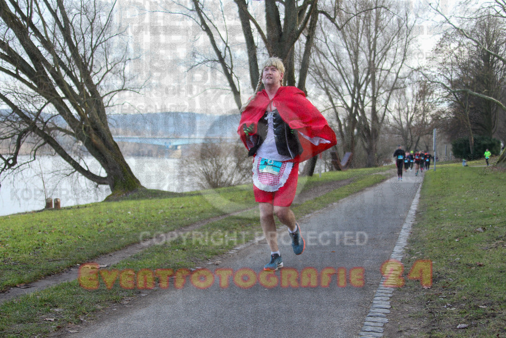 241231_1153_EV4_5930 | Sportfotografie im Rhein-Sieg Kreis, Köln, Bonn, NRW, Rheinland Pfalz, Hessen, etc. Unser Tätigkeitsfeld umfasst den Laufsport vom Volkslauf über den Marathon, Duathlon, Triathon bis zum Ultralauf wie Kölnpfad Ultra oder Schindertrail.