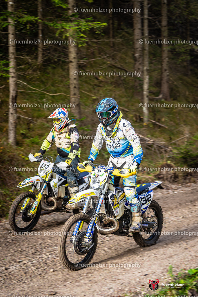 fuernholzer_241026-C2-17 | Fotografische Impressionen von der Red Stag Enduro Extreme by fuernholzer-photography.com. Endurosport in Österreich fotografisch festgehalten von fuernholzer. Auftragsfotografie für Private, Gewerbefotos und Industriefotografie. Eventfotografie, Sportfotografie und Motorsportfotografie. Anbieter von Fotoworkshops, Fototraining, fotografischen Vorträgen und Fotoseminaren.