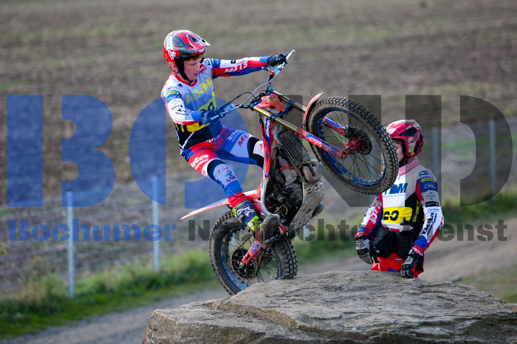 SES_DMTRIA20240929-31 | bond - Realisiert mit Pictrs.com