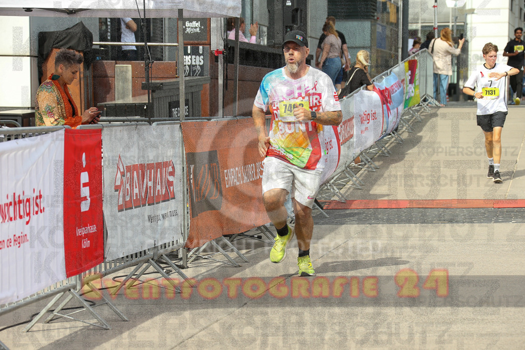 250920_1327_EX1_4663 | Sportfotografie im Rhein-Sieg Kreis, Köln, Bonn, NRW, Rheinland Pfalz, Hessen, etc. Unser Tätigkeitsfeld umfasst den Laufsport vom Volkslauf über den Marathon, Duathlon, Triathon bis zum Ultralauf wie Kölnpfad Ultra oder Schindertrail.