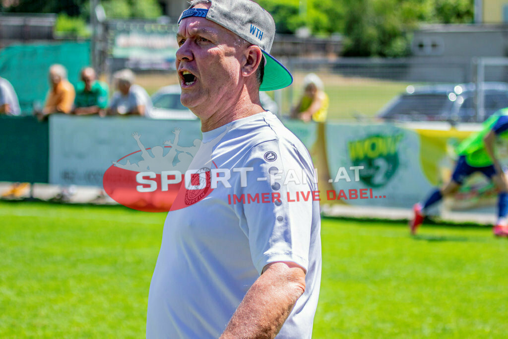 ASV Klagenfurt - Donau Klagenfurt | Wolfgang Thun-Hohenstein (Trainer ASV Klagenfurt) ; ASV Klagenfurt - Donau Klagenfurt am 31.07.2022 in Klagenfurt
(ASV Platz Annabichl), AUSTRIA, (Photo by Ernst Krawagner sport-fan.at) - Realisiert mit Pictrs.com
