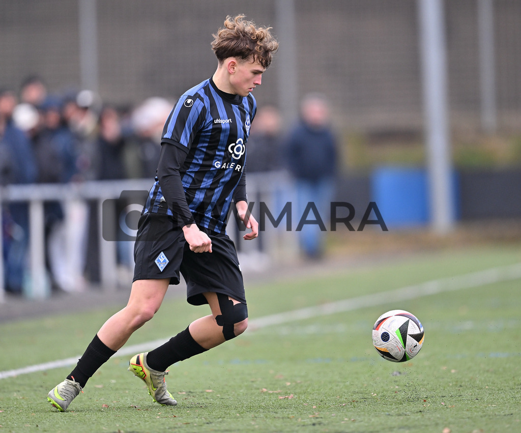 Fussball I Herren I Saison 2025-2026 I Bundesliga I 6. Spieltag I Eintracht Frankfurt - FC Bayern München  | MWMARA - Realisiert mit Pictrs.com