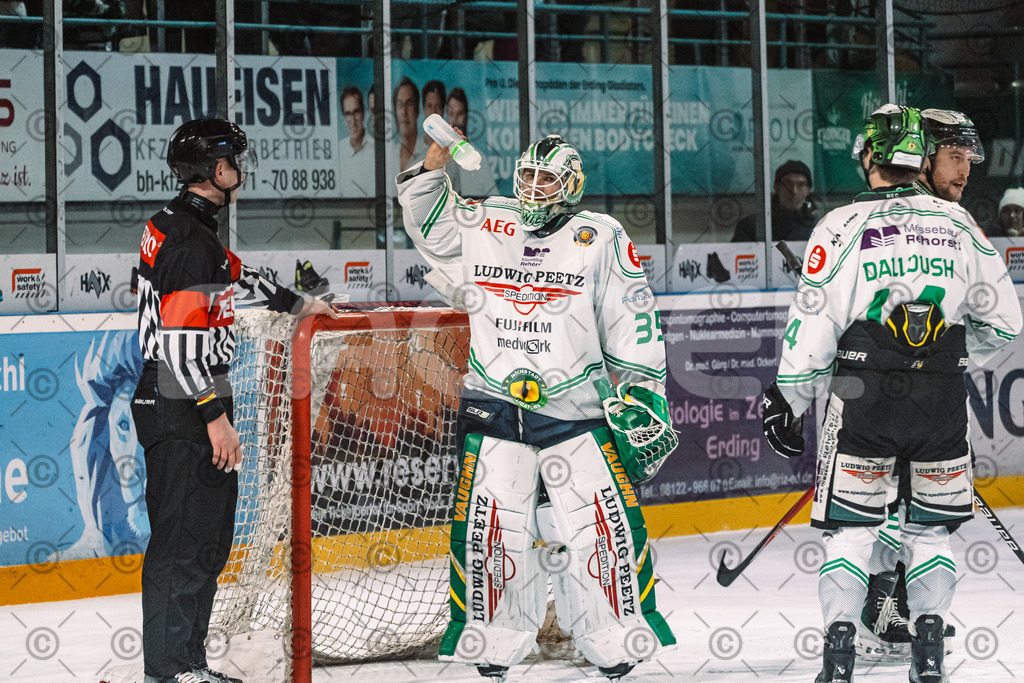 Erding_vs_Alligators_02_01_2026-41 | Höchstadt Alligators Fotogalerie: Eishockey-Action aus Franken. Professionelle Spielfotos, Portraits & Stadionbilder zum Download. Jetzt entdecken! - Realisiert mit Pictrs.com