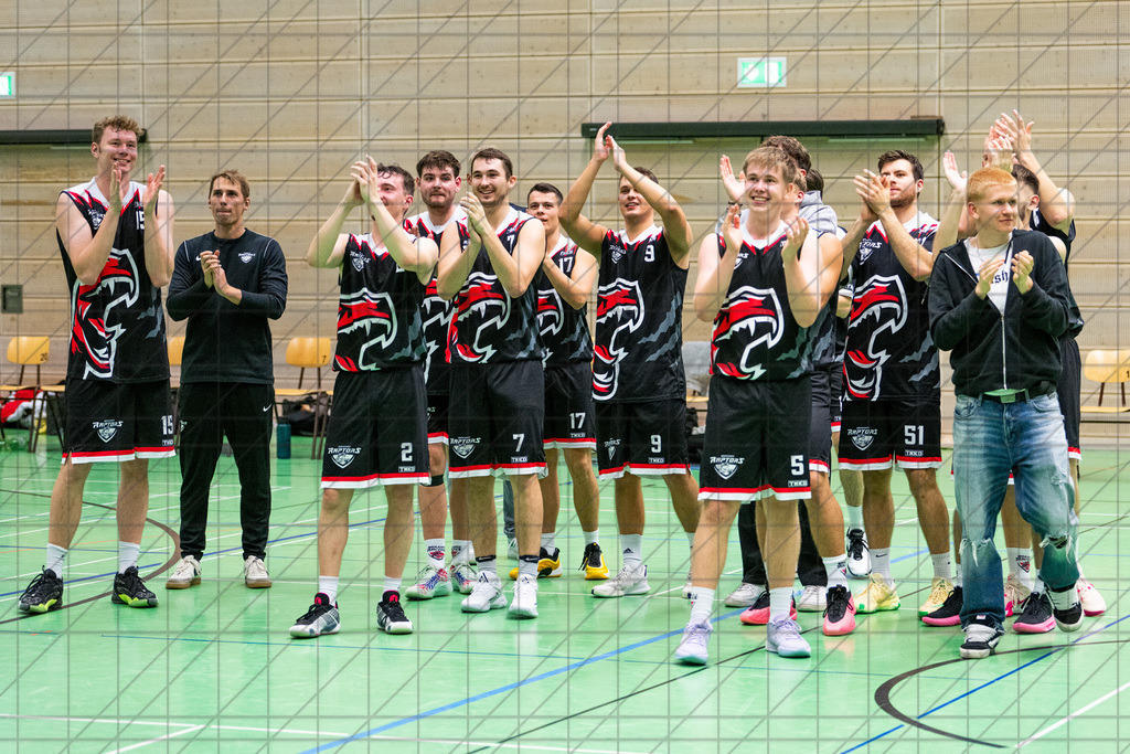 2. RL West | 19.10.2024 | BBC OS vs. Bad Essen | 2. RL West | 19.10.2024 | BBC OS vs. Bad Essen - - - - - CREDIT, www.bullenfotos.de, Martin König, Hörner Weg 40, D-49078 Osnabrück, +4917663732967, Nutzung und Weitergabe nur zu den vereinbarten Zwecken. Presseanfragen an Ersteller. Alle Rechte beim Ersteller. - - - - - - Realisiert mit Pictrs.com