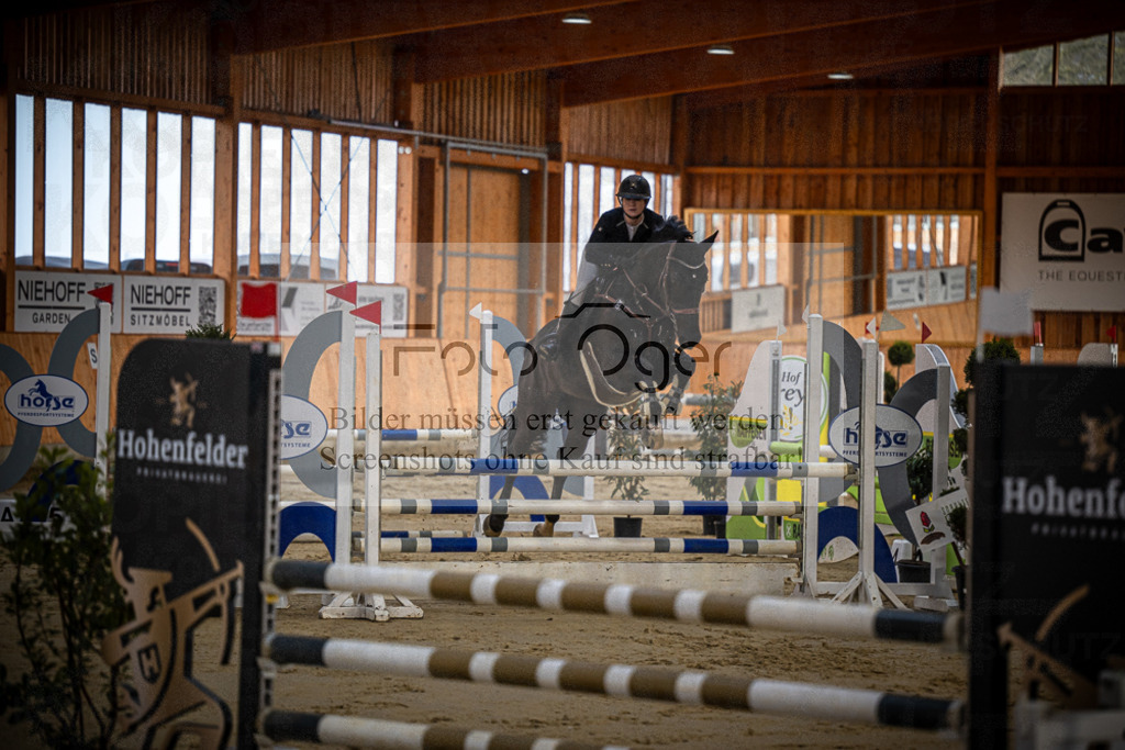 DOS_0285 | Entdecke hochwertige Reitturnierfotos von Foto Oger. Professionell, emotional und authentisch – jetzt Lieblingsmomente im Shop bestellen.Deutschlandweite Turnierfotografie. - Realisiert mit Pictrs.com