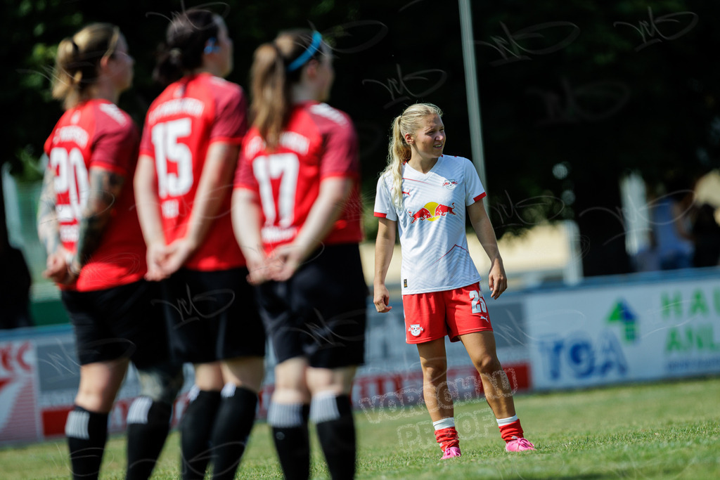 1. FC Rodewisch vs. RasenBallsport Leipzig II | Sachsenlotto Landespokal Frauen Ausscheidungsrunde 2026/27: 1. FC Rodewisch vs. RasenBallsport Leipzig II - Realisiert mit Pictrs.com