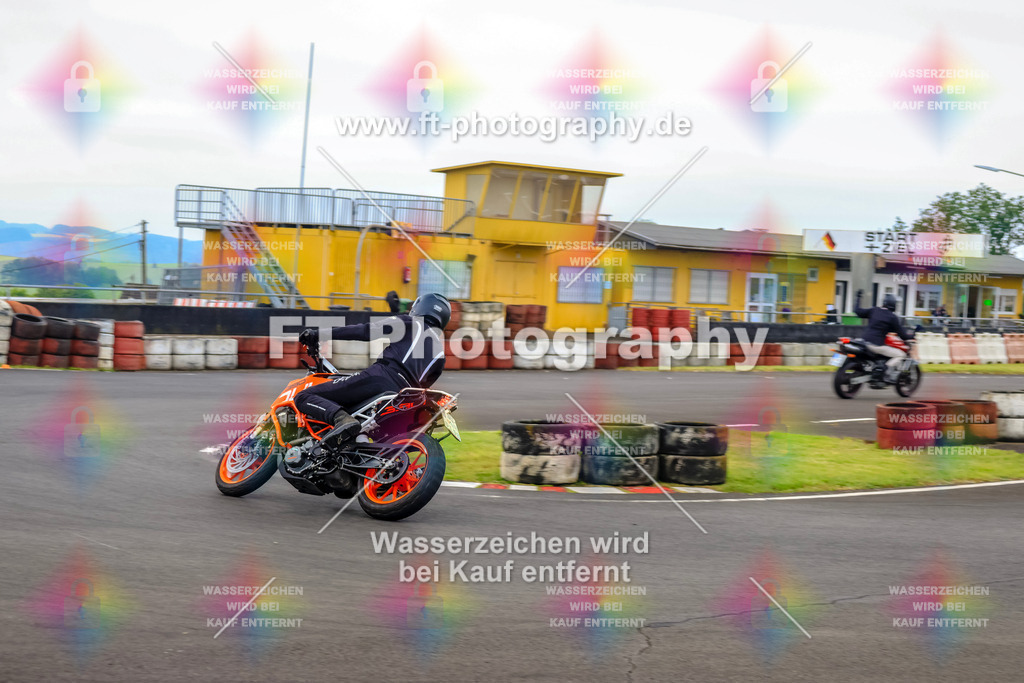 OBK-5708 | Hier findet Ihr Bilder von Touristenfahrten auf der Nürburgring Nordschleife oder von anderen Veranstaltungen die ich besucht habe. Viel Spass beim Durch Schauen 