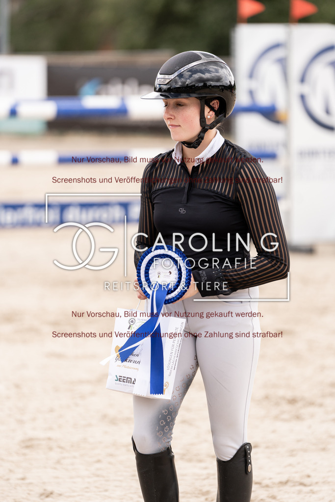 DSC06809 | Springturnier_Teamchallege_Talheim_2026, Lara-Sophie_Strom, Nectarine_V.D.Wart