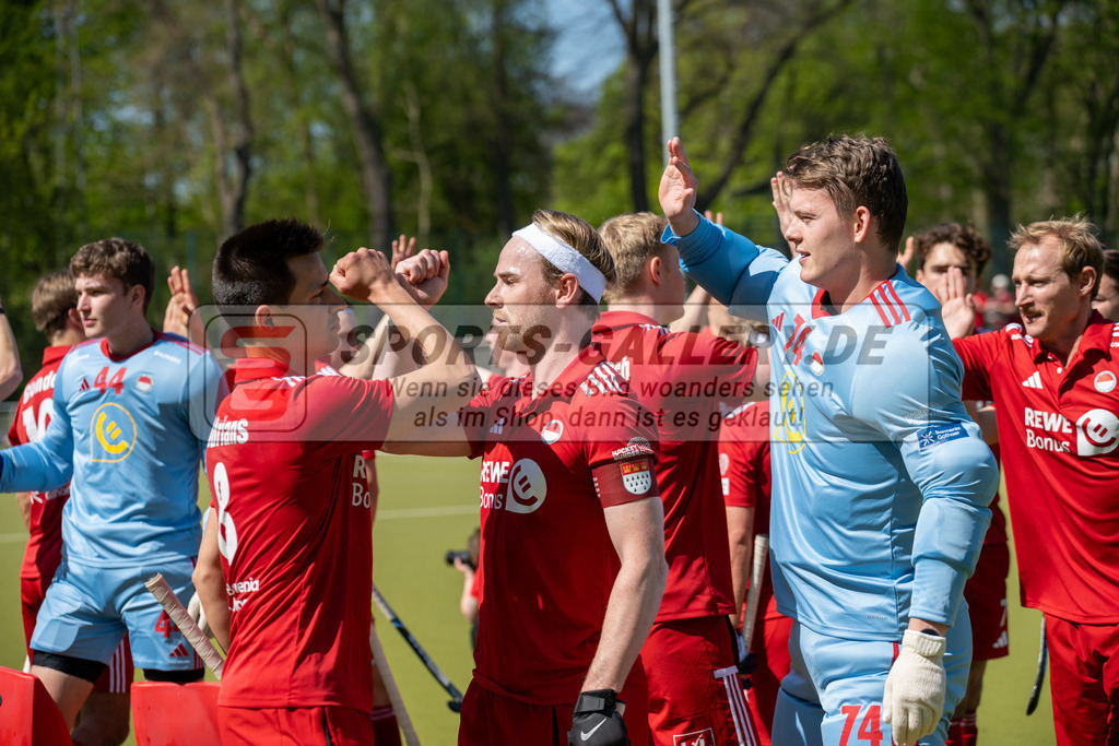 SFE_20250412_0035 | Köln, Deutschland, 12.04.2025:  Hockey 1. Bundesliga Herren Rot-Weiss Köln - Harvestehuder THC im KTHC Stadion Rot-Weiss Köln Tennis and Hockey Club am 12.04.2025 in Köln, Deutschland. (Foto von Stephan Fehrmann)Köln, Germany, 12.04.2025: Hockey 1. Bundesliga Herren Rot-Weiss Köln - Harvestehuder THC in KTHC Stadion Rot-Weiss Köln Tennis and Hockey Club at 12.04.2025 in Köln, Deutschland. (Foto from Stephan Fehrmann)