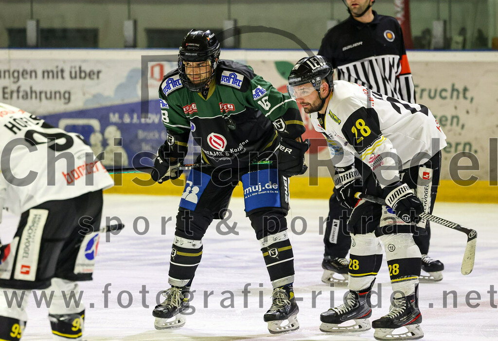 2022-12-23_120_TSV_Erding_gegen_EA_Schongau | Erding, Deutschland, 23.12.2022:
Eishockey, Bayernliga 2022 / 2023, 22. Spieltag, TSV Erding gegen EA Schongau, Endergebnis: 

Foto: Christian Riedel / fotografie-riedel.net