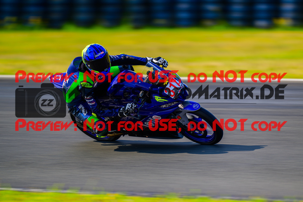 MaZZes_FotoMatrix_240725_6007705_7422 | ROT