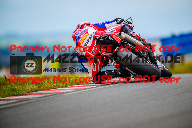 MaZZes_FotoMatrix_240727_6007705_1503 | STK