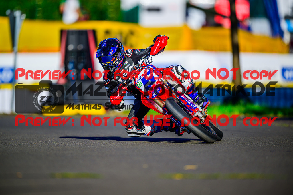 MaZZes_FotoMatrix_240816_6007705_2-10 | ROOKIES