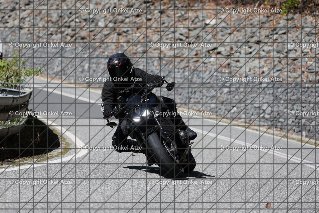 IMG_7960 | Fotograf am Kyffhäuser. Onkel Atze. Kyffhäuser Rennstrecke. Café36. Motorsportfotografie. - Realisiert mit Pictrs.com