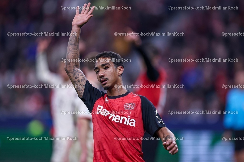 UCL11032502319 | 11.03.2025, Fußball, UEFA Champions League, Bayer 04 Leverkusen - FC Bayern München, Achtelfinale Rückspiel, BayArena, Saison 2024 2025: Arthur (Bayer04 Leverkusen #13)DFB regulations prohibit any use of photographs as image sequences and or quasi-video.