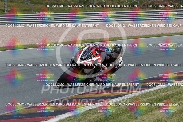 2016-07-01-PBK-3073 | Sportfotografie; SlowMotion; Video; Rennstrecke; Hafeneger; RSE; Speer; Trackday; Motorsportarena; Hockenheimring; Brno; Most; Barcelona; Valencia, Benny; Kaetzmer;
