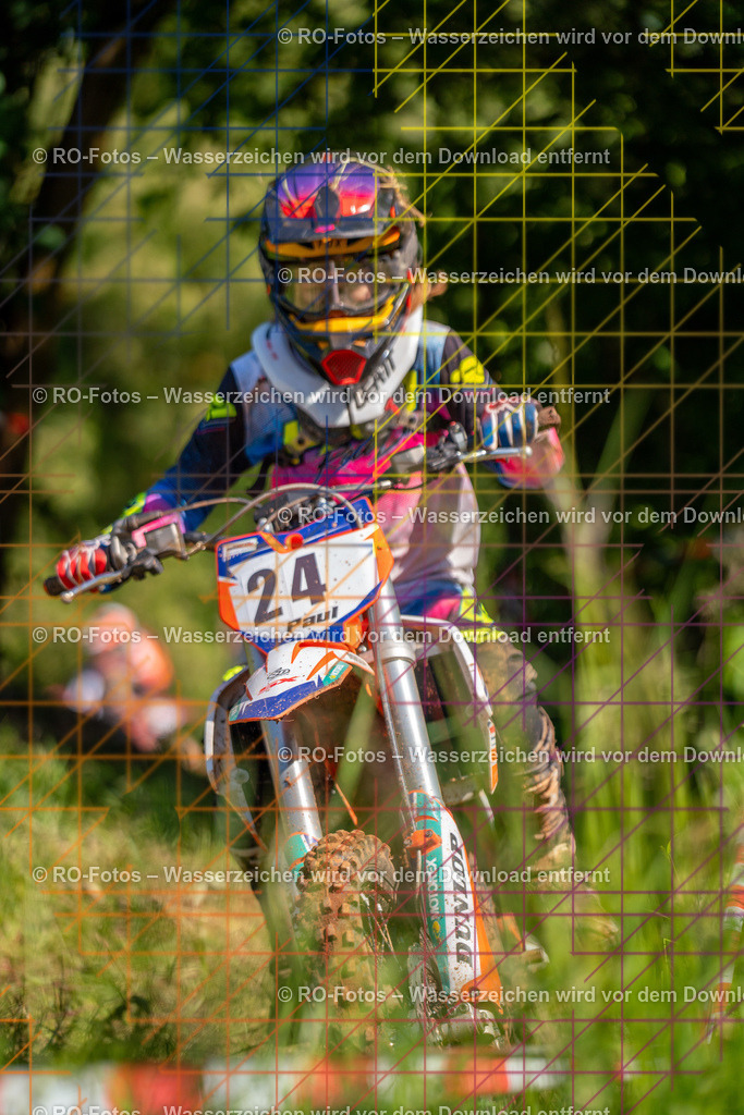 Wolfshausen 1 Lauf -837 | Sportfotografie von RO-Fotos: Motorsport, Motocross, Enduro, Laufveranstaltungen und Triathlon. Professionelle Fotos von Sportlern und Events. - Realisiert mit Pictrs.com